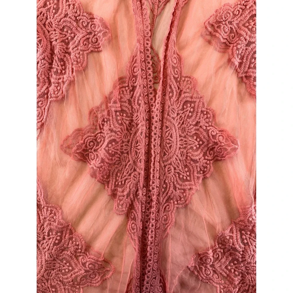 Pink Crochet Lace Overlay Kimono Cardigan Cover Up S M Romantic NWT Elegant Boho